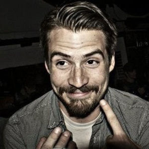 Meet your Posher, Alex